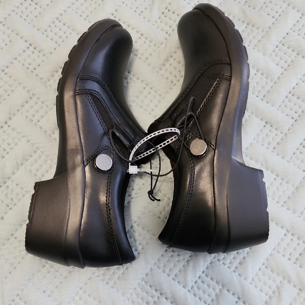 Clarks Black Leather Comfort Loafers